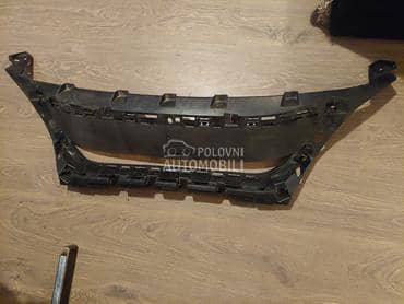 deo prednjeg branika za Peugeot 3008