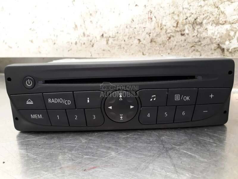 Radio / CD / DVD plejer