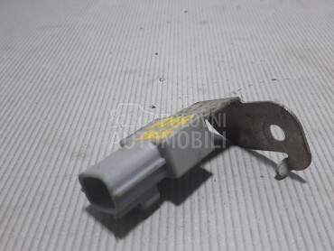 SENZOR za Toyota Avensis