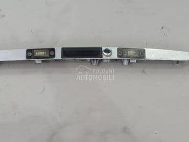 Lajsna sa tasterom gepeka za Audi A8 od 2003. do 2009. god.