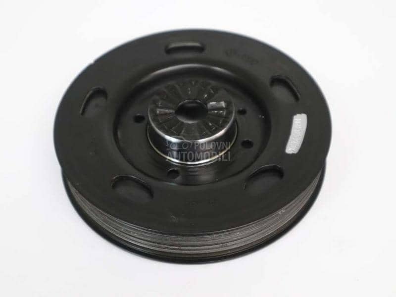 Remenica , poklopac motora