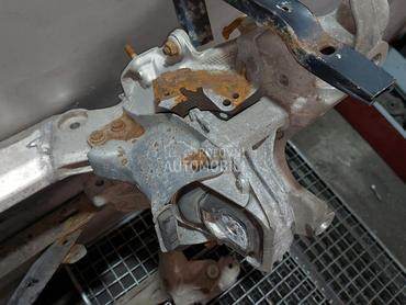 NOSAC MOTORA za Audi Q5