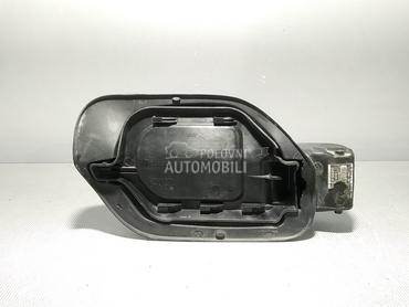 POKLOPAC REZERVOARA za Volkswagen Passat B8