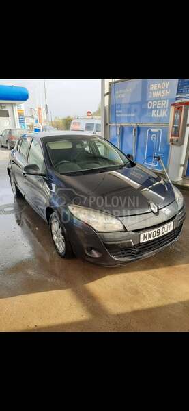 Renault Megane DCI 2010. god. -  kompletan auto u delovima