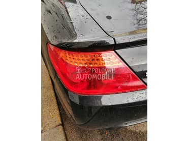 407 coupe za Peugeot 407 od 2005. do 2010. god.