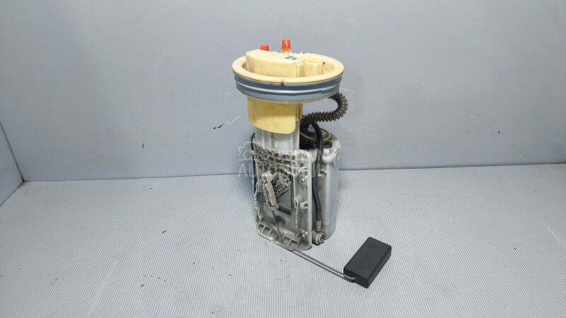 PUMPA GORIVA U REZERVOARU