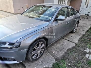 Audi A4 -  kompletan auto u delovima