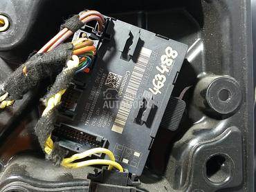ELEKTRONIKA MODUL VRATA za Porsche Cayenne