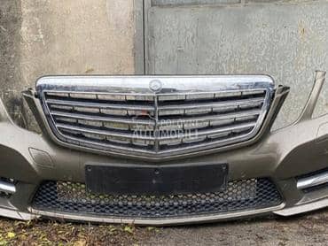 branik za Mercedes Benz E Klasa od 2010. do 2013. god.