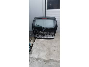 Gepek vrata crna za Lancia Musa od 2006. do 2010. god.