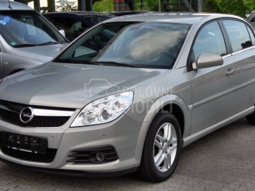 2.2 benzin delovi za Opel Signum