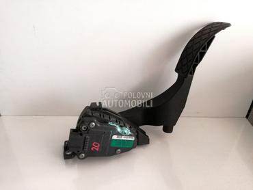 PAPUCICA GASA za Volkswagen Golf 4