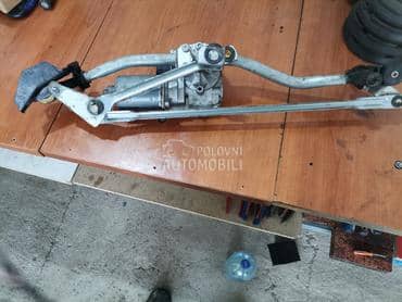 Motoric brisaca za Audi A4