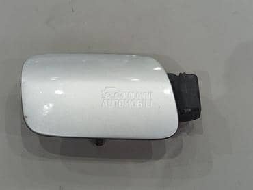 Poklopac rezervoara za Audi A8