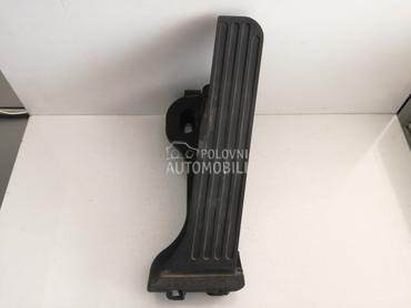 PAPUCICA GASA za Volkswagen Golf 5