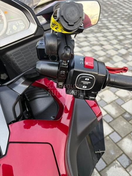 Honda gl 1800 goldwing