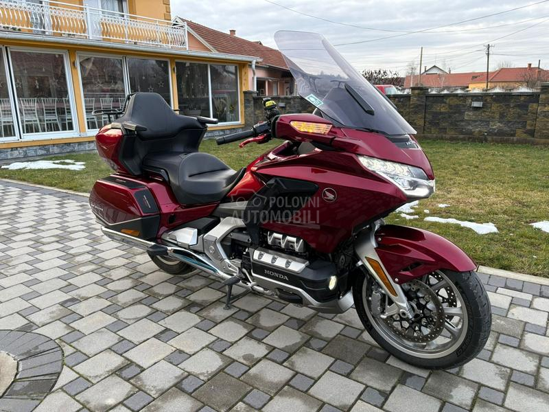 Honda gl 1800 goldwing