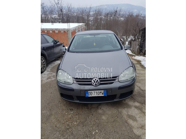 Volkswagen Golf 5 -  kompletan auto u delovima