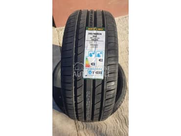 Westlake 245/40 R20 Letnja