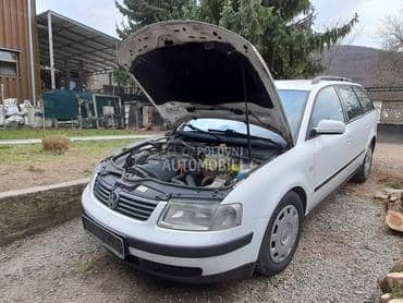 Volkswagen Passat B5 -  kompletan auto u delovima