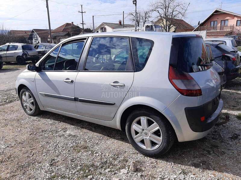 Renault Scenic 1.5dci 2004. god. -  kompletan auto u delovima