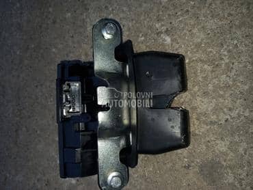 bravica gepeka za Ford Fiesta od 2013. do 2017. god.