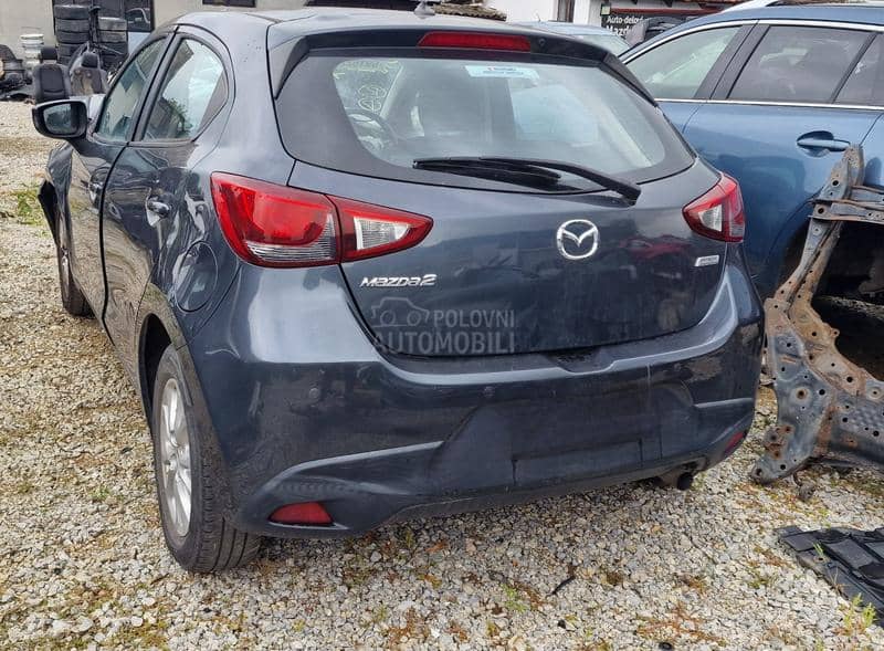 Delovi za Mazda 2