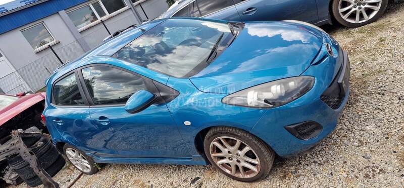 Delovi za Mazda 2