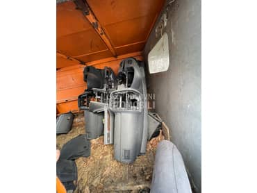 instrument tabla za Volkswagen Golf 5 od 2004. do 2009. god.