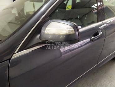 Retrovizor za Mercedes Benz C 180, C 200, C 220 ... od 2007. do 2011. god.
