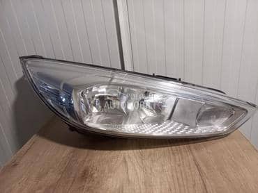 Desni far za Ford Focus