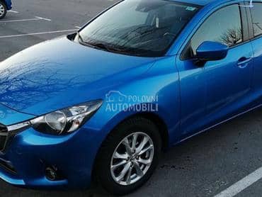 Mazda 2 2014. god. -  kompletan auto u delovima