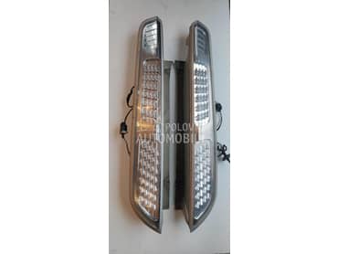 Stop svetla za Ford Focus od 2005. do 2008. god.