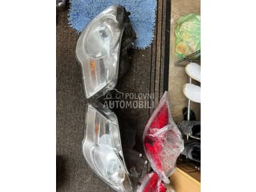 Farovi za Tourana za Volkswagen Touran od 2006. do 2009. god.