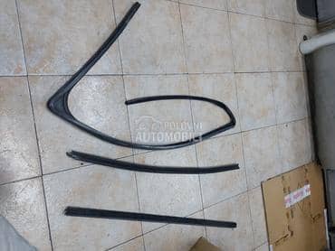 Kederi levih vrata za Peugeot 207