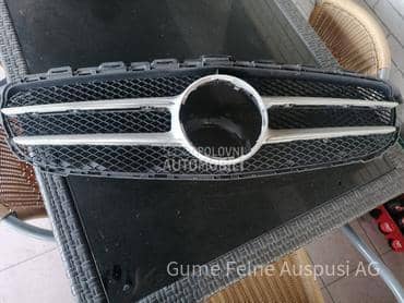 maska c klasa 2014 za Mercedes Benz C Klasa od 2014. do 2016. god.