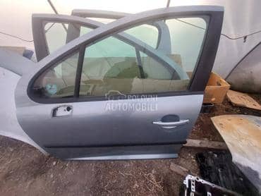 PREDNJA LEVA VRATA za Peugeot 207
