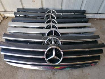 maske sa znakom za Mercedes Benz A Klasa od 2004. do 2012. god.