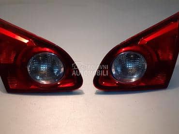 Stop svetla za Nissan Qashqai od 2007. do 2013. god.