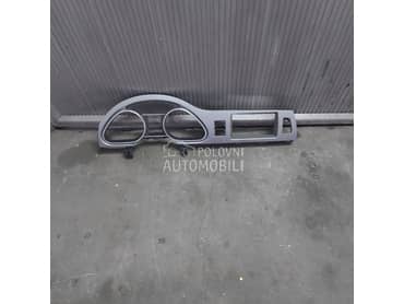 Blenda oko brzinomera za Audi Q7