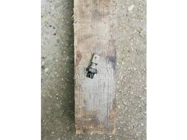 Senzor temperature ulja za Peugeot 206 od 2000. do 2005. god.