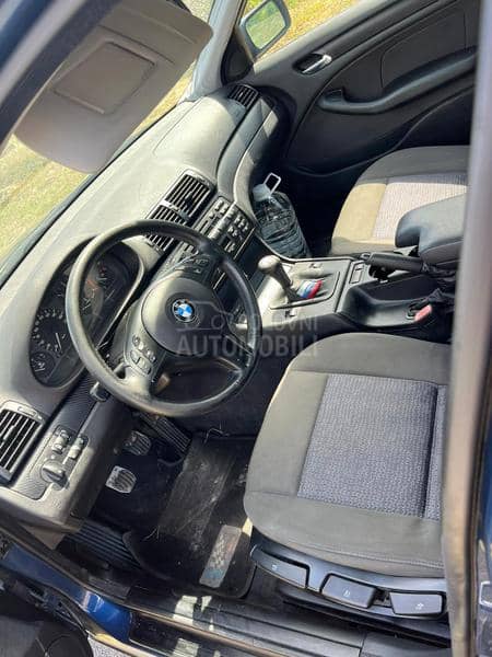BMW 318 e46 2001. god. -  kompletan auto u delovima