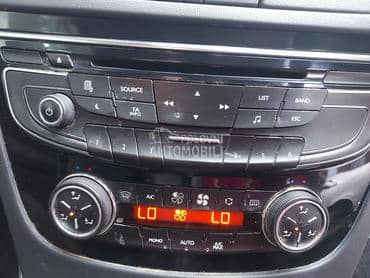 Radio / CD / DVD plejeri za Peugeot 508