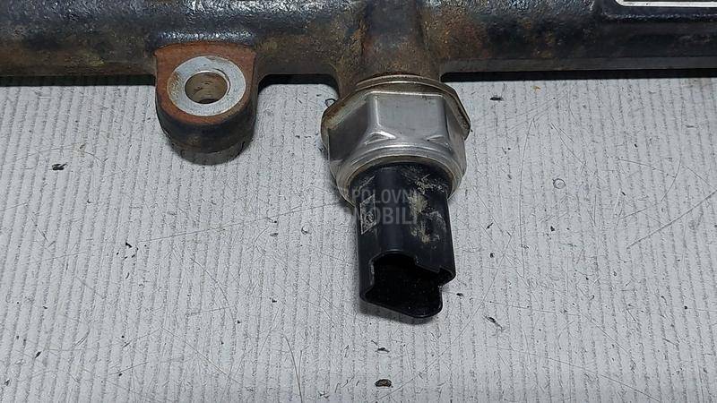 SENZOR PRITISKA GORIVA