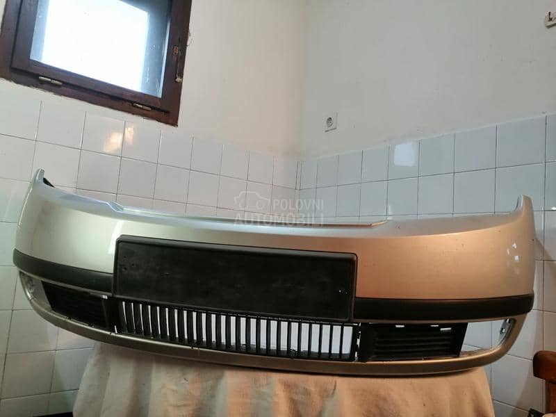 Branik  PREDNJI  HECBEK