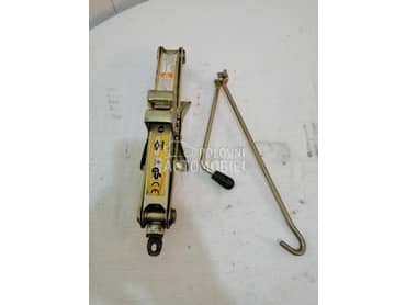 Dizalica za Škoda Fabia