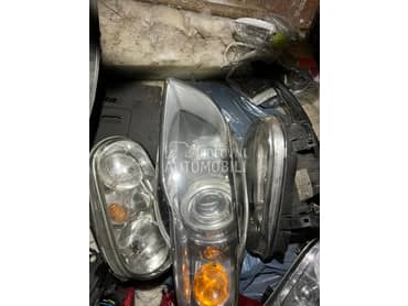 far ksenon levi za Audi A4 od 2004. do 2008. god.