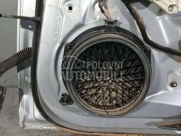 ZVUCNIK za Audi A4