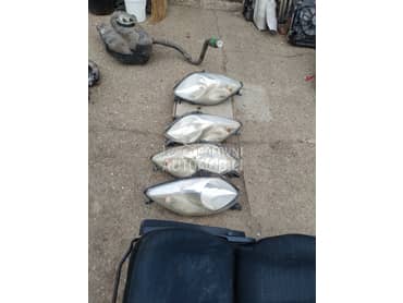 farovi za Toyota Yaris od 1999. do 2011. god.