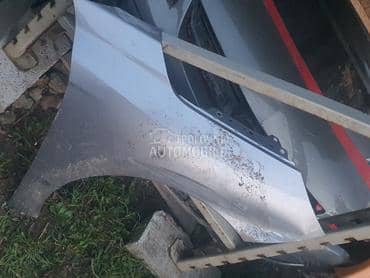 desno krilo za Opel Corsa F